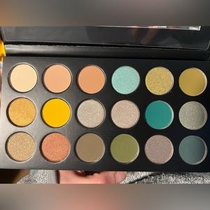 Morphe Makin’ Bank Eyeshadow Palette